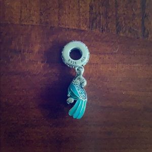 Dangle Tropical 🏝 Parrot